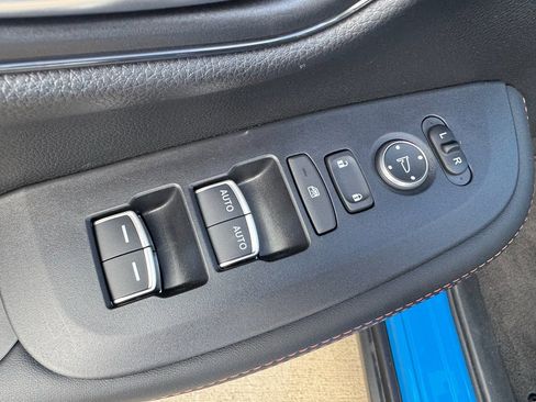 Certified 2026 Honda HR-V Sport image 11