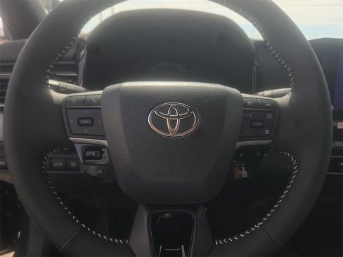 New 2026 Toyota Camry SE image 25