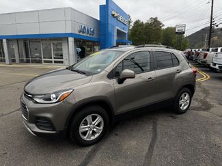 Used 2022 Chevrolet Trax LT w/ LT Convenience Package AWD/4WD video 1