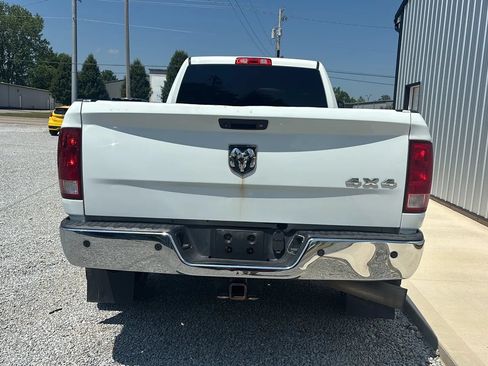 Used 2017 RAM 2500 Tradesman w/ Chrome Appearance Group AWD/4WD image 4