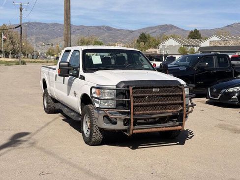 Used 2016 Ford F250 XL w/ Power Equipment Group AWD/4WD image 2