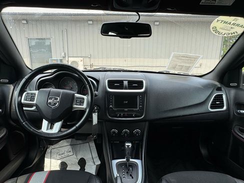 Used 2013 Dodge Avenger R/T FWD image 16