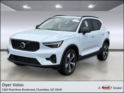New 2026 Volvo XC40 B5 Plus w/ Protection Package Premier