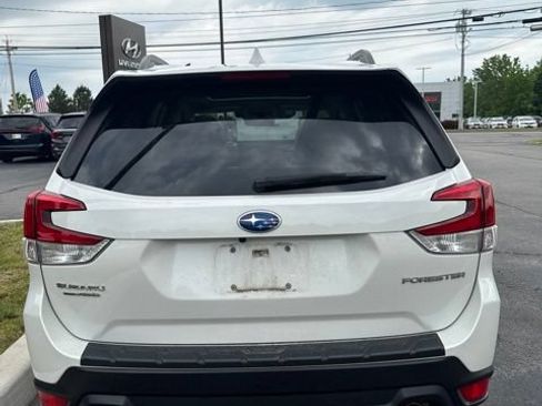 Used 2020 Subaru Forester Limited AWD/4WD image 16