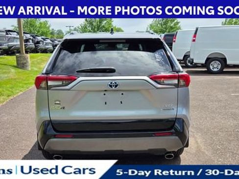 Used 2021 Toyota RAV4 XSE AWD/4WD image 7