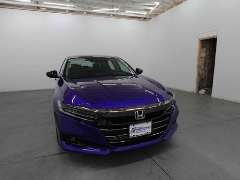 Used 2022 Honda Accord Sport Special Edition image 3
