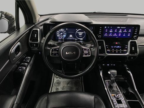 Used 2023 Kia Sorento SX AWD/4WD image 14