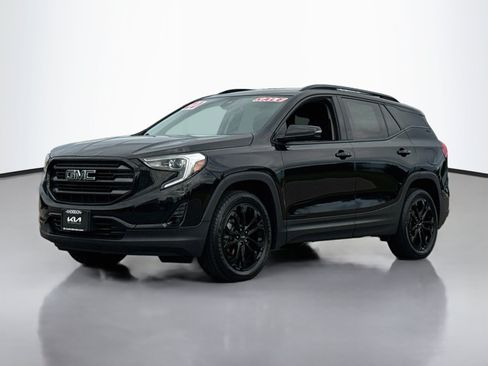 Used 2020 GMC Terrain SLT w/ Preferred Package AWD/4WD image 3