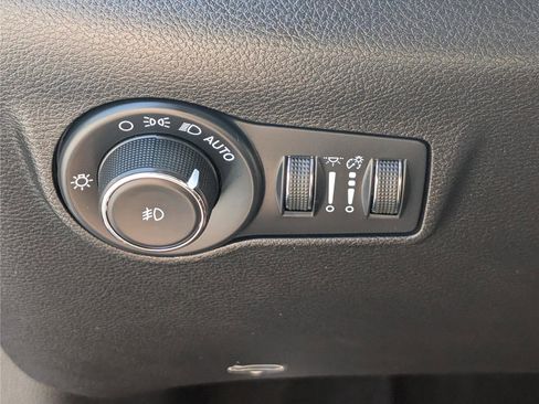 Used 2022 Jeep Compass Latitude AWD/4WD image 20