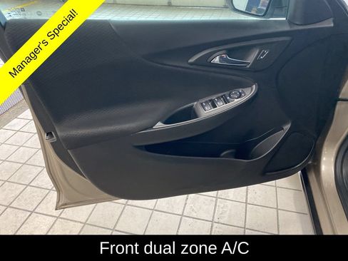 Used 2023 Chevrolet Malibu LT FWD image 9
