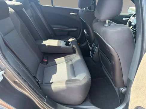 Used 2019 Dodge Charger SXT RWD image 30