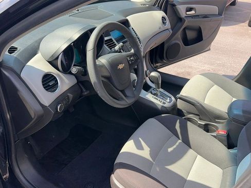 Used 2016 Chevrolet Cruze LS image 21