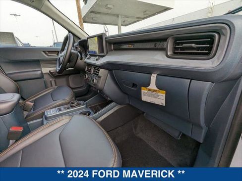New 2024 Ford Maverick Lariat w/ Tremor Off-Road Package image 28