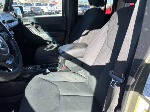 Used 2016 Jeep Wrangler Unlimited Sport image 11