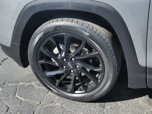 Certified 2023 GMC Terrain SLE w/ Driver Convenience Package image 5