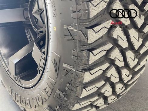 Used 2005 HUMMER H2 SUT w/ Preferred Equipment Group image 11