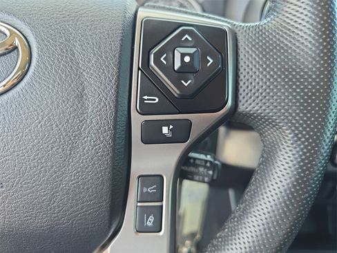 Used 2022 Toyota Tacoma TRD Sport image 20