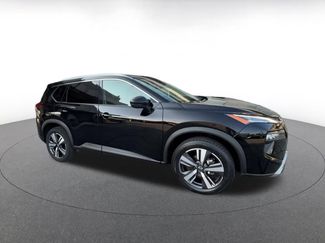 Used 2026 Nissan Rogue SL FWD video 2