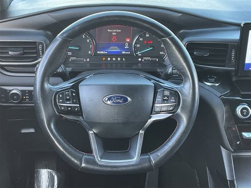 Used 2022 Ford Explorer ST-Line w/ Class IV Trailer Tow Package image 18