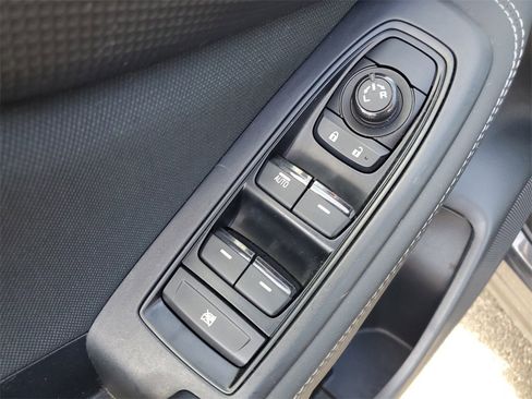 Used 2021 Subaru Forester image 17