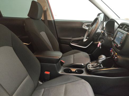 Used 2020 Kia Soul LX FWD image 21