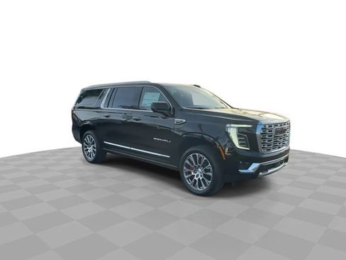 New 2026 GMC Yukon XL Denali w/ Denali Reserve Package image 2
