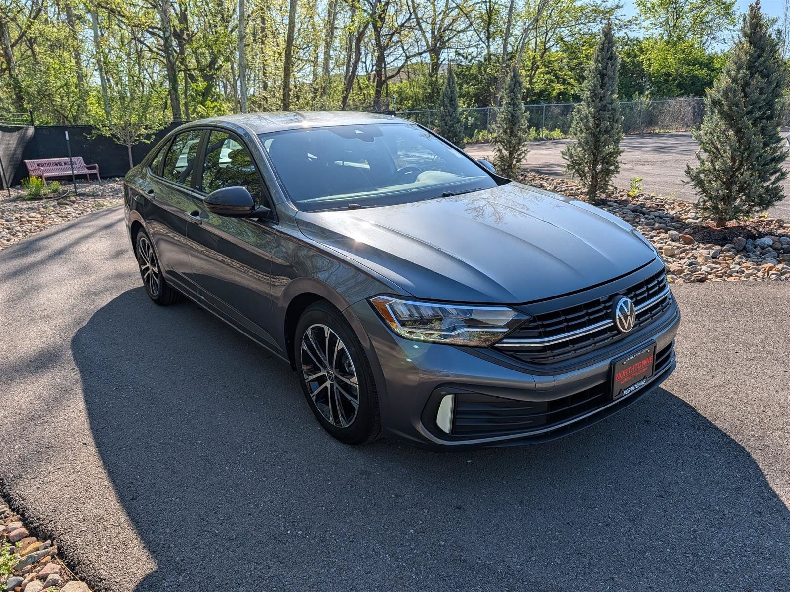 Certified 2023 Volkswagen Jetta Sport FWD image 7