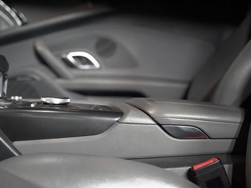 Used 2017 Audi R8 V10 AWD/4WD image 39