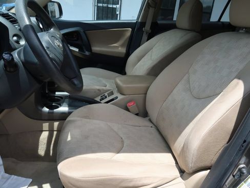 Used 2011 Toyota RAV4 2WD w/ Base L4 Extra Value Pkg image 5