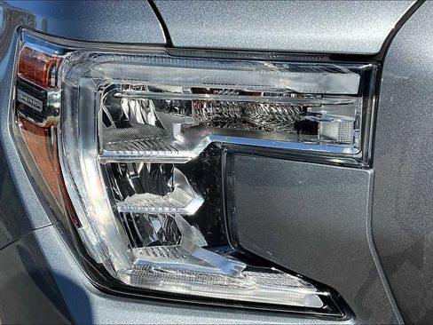 Used 2020 GMC Sierra 1500 Elevation w/ Elevation Value Package image 27