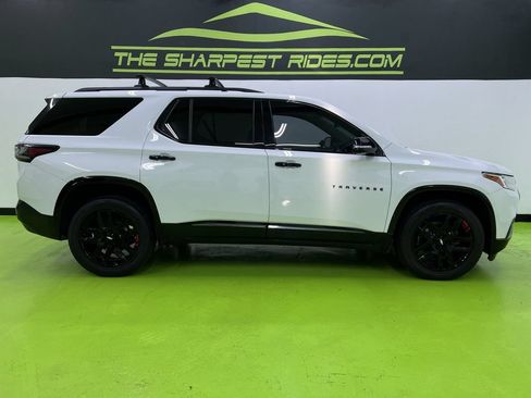 Used 2020 Chevrolet Traverse Premier w/ Redline Edition FWD image 11