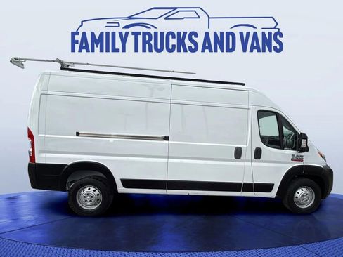 Used 2020 RAM ProMaster 2500 w/ Premium Appearance Group image 6