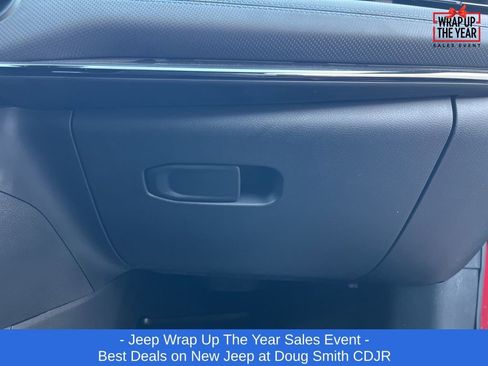 New 2025 Jeep Compass Latitude w/ Altitude Special Edition image 21