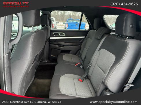 Used 2016 Ford Explorer XLT image 19