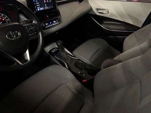 Used 2023 Toyota Corolla SE image 19