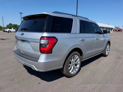 Used 2019 Ford Expedition Platinum AWD/4WD image 5