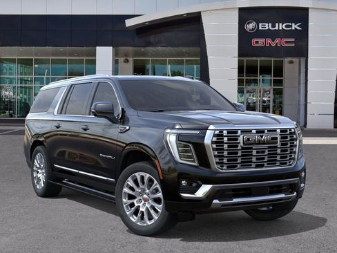 New 2026 GMC Yukon XL Denali w/ Sun & Power Step Package image 7
