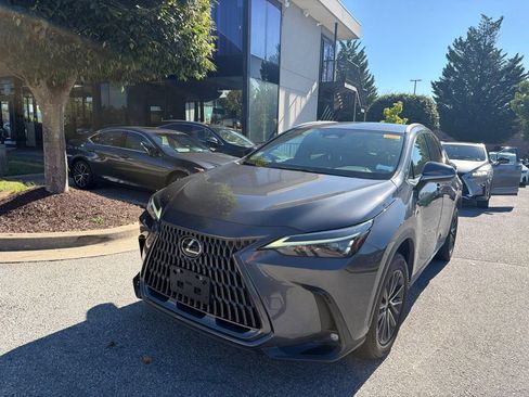 Used 2024 Lexus NX 250 FWD w/ Cold Area Package image 2