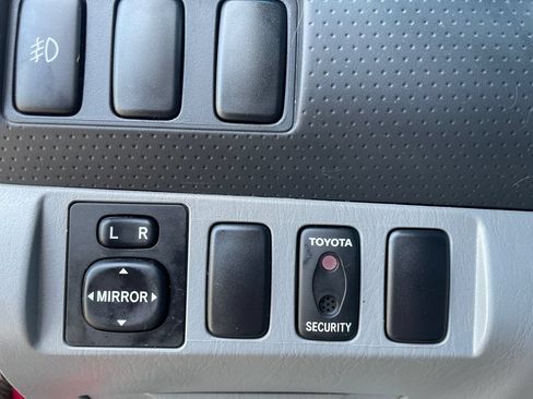 Used 2006 Toyota Tacoma 4x4 Double Cab image 10