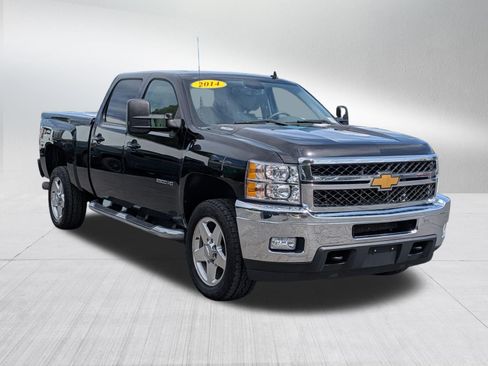 Used 2014 Chevrolet Silverado 2500 LTZ w/ LTZ Plus Package AWD/4WD image 7