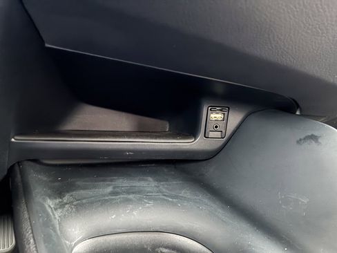 Used 2019 Toyota C-HR LE image 13