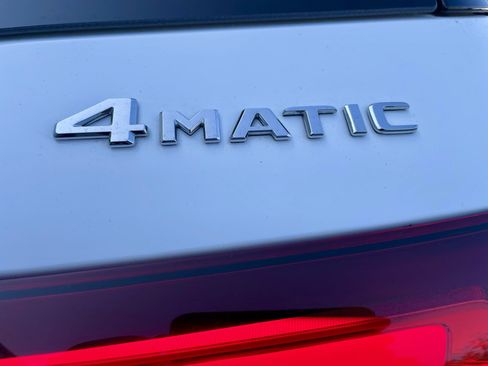 Used 2024 Mercedes-Benz GLE 350 4MATIC image 34