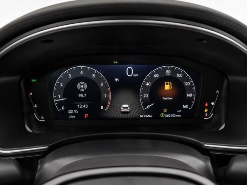 Used 2023 Honda Civic Touring image 9