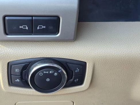 Used 2016 Ford F150 Lariat AWD/4WD image 35