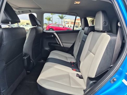 Used 2017 Toyota RAV4 Limited AWD/4WD image 21