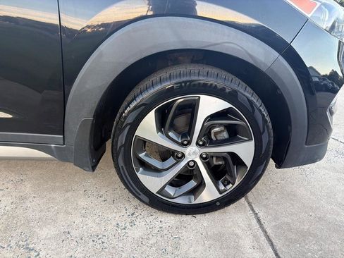 Used 2017 Hyundai Tucson Sport FWD image 31
