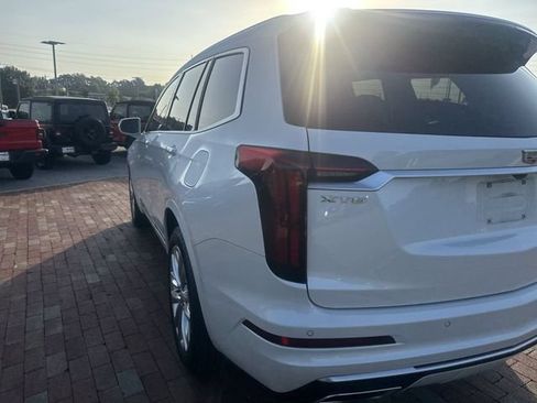 Used 2020 Cadillac XT6 Premium Luxury FWD image 10