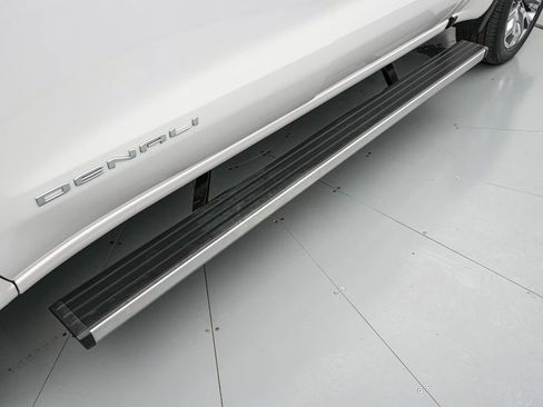 Used 2024 GMC Sierra 1500 Denali w/ Denali Reserve Package image 12