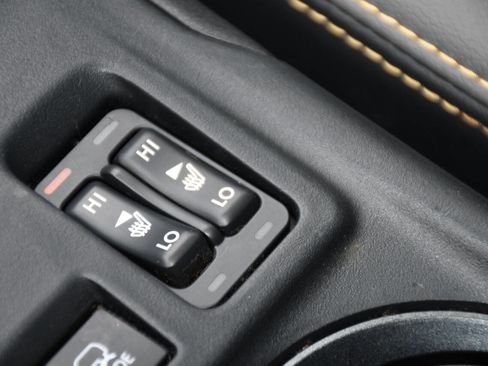 Used 2021 Subaru Crosstrek 2.5i Sport w/ Moonroof Package AWD/4WD image 40