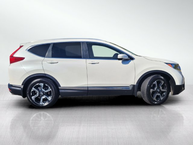 Used 2019 Honda CR-V Touring image 3
